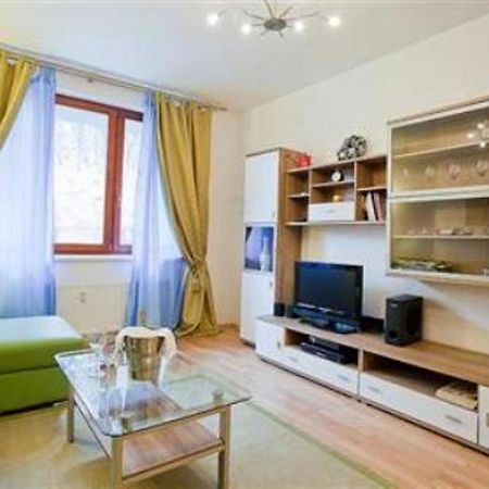 Apartment Smichov Prag Rum bild