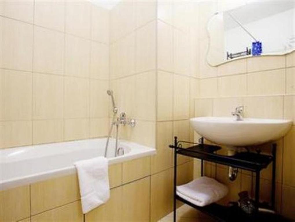 Apartment Smichov Prag Rum bild